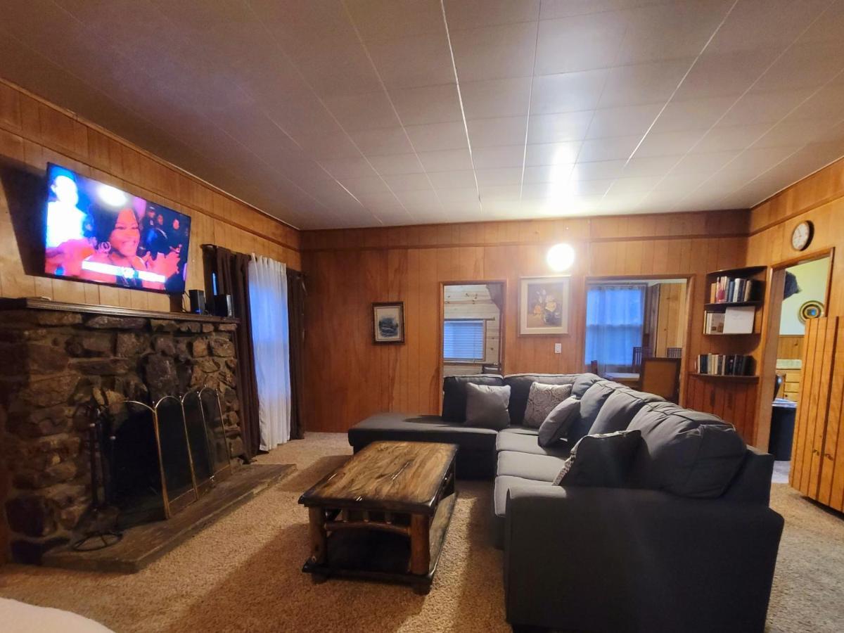 Green Cabin In Big Bear Lake 3 Bdr Pets Friendly Big Bear City Eksteriør billede